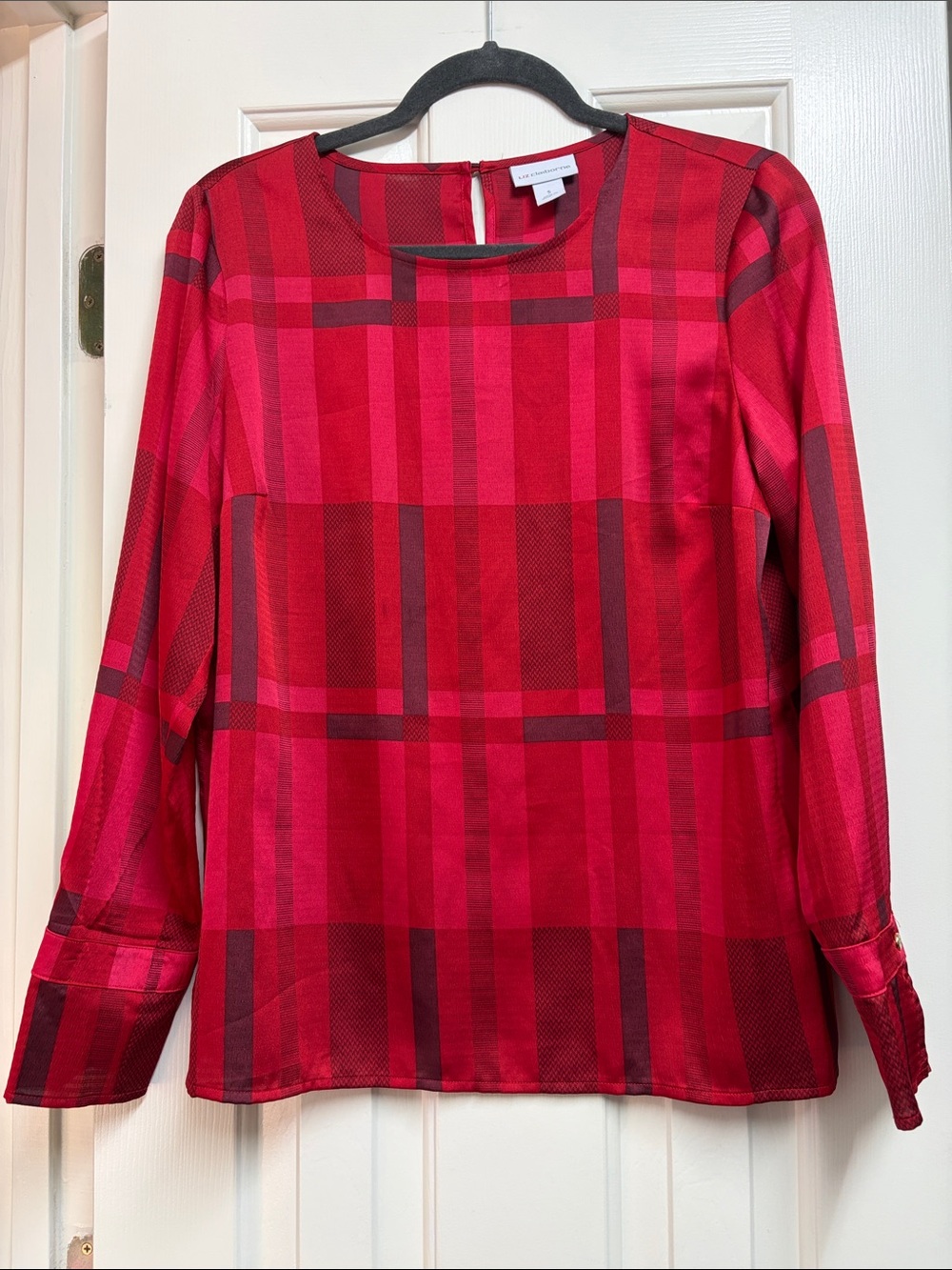 Liz Claiborne Red Plaid Round-Neck Long Sleeve Blouse